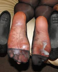 Cum on ebony feet jpg x Cum on feet black