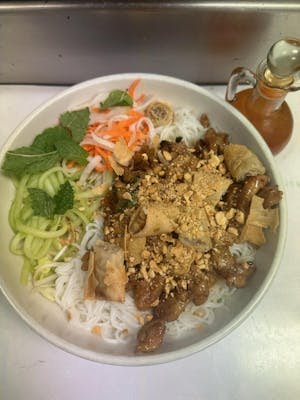 Ling's Asian Cuisine by null