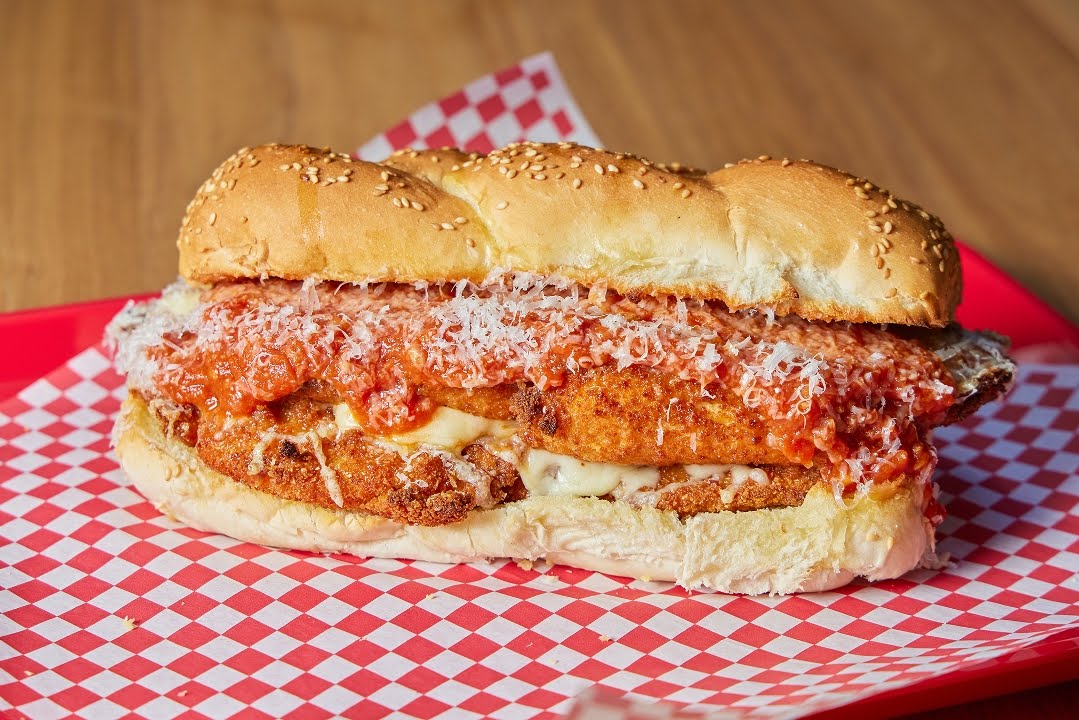 Tenderoni's Pizza by null