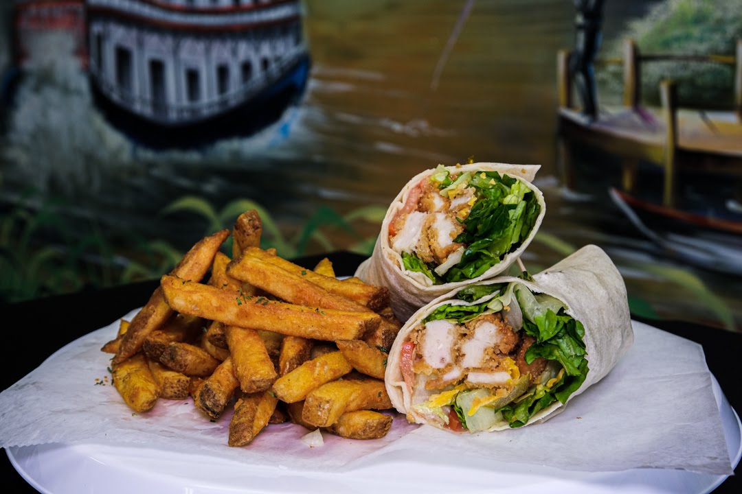 Crawlins Seafood by null