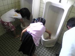 女子小学生厕所|カゴメ(株)とNPO法人日本トイレ研究所  子どもの便秘０(ゼロ)を目指す『ラブレッタプロジェクト』！横浜市立豊岡小学校（神奈川県）のトイレ空間の改善とおなかを元気にする授業を実施 |  カゴメ株式会社のプレスリリース
