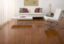 Sàn gỗ Kronoswiss thụy sỹ và sàn gỗ Janmi đều thích hợp cho nội thất hiện đại