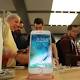 Apple Reduces iPhone Production Due to Poor Sales – Sales May Keep on Dropping Year After Year 