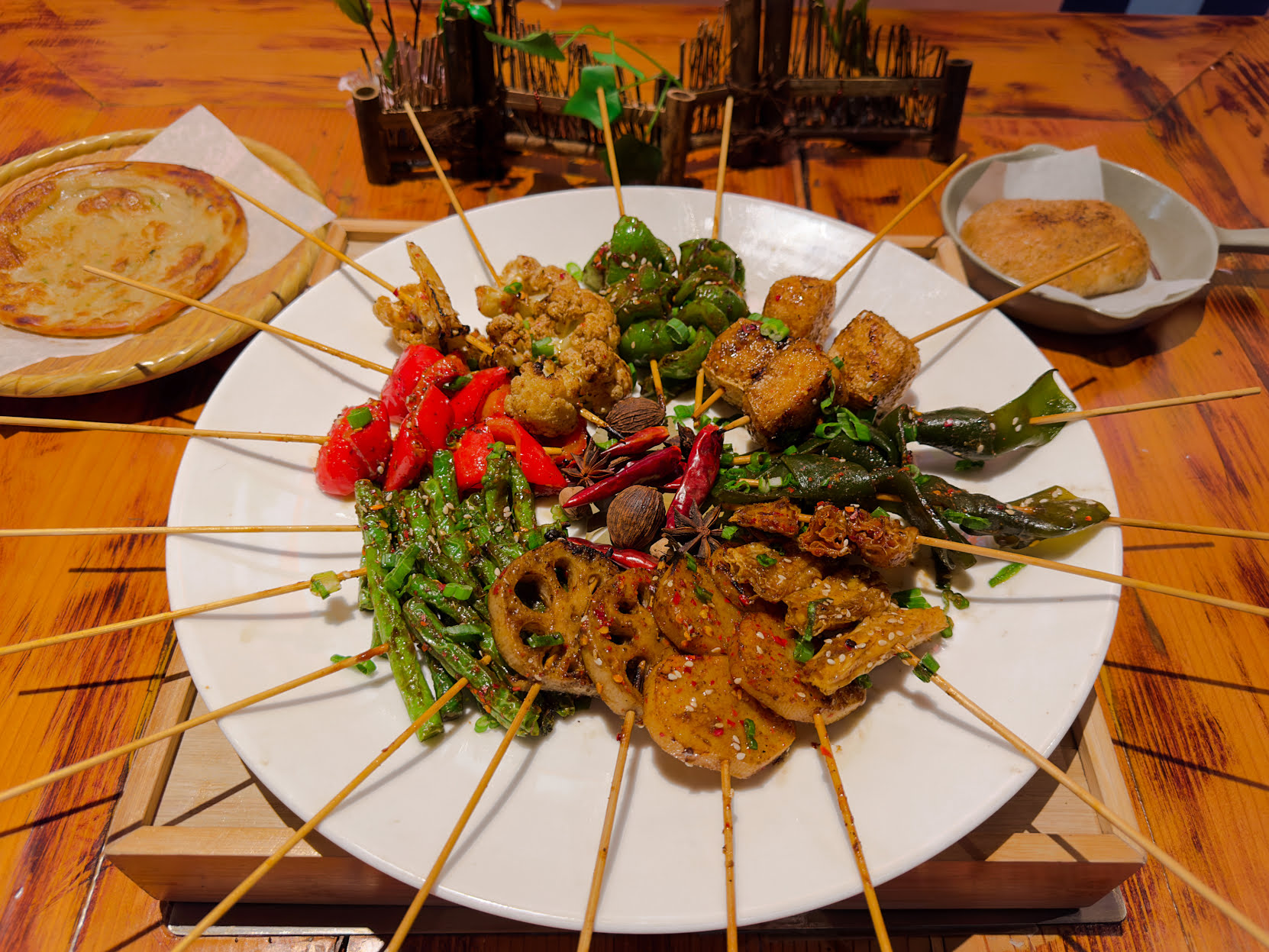 Funny BBQ 98 聚点串吧 by null