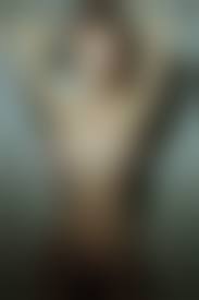 外人　直立　ヌード|外国人美女の頭の先からつま先まで全身写った直立ヌード | エロログZ