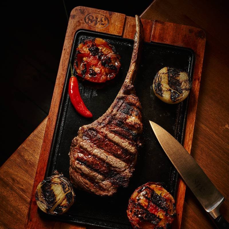 Corrientes 348 by null