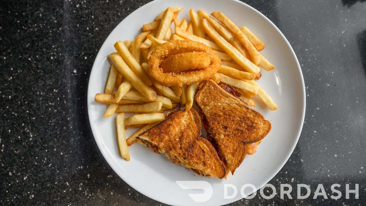 Parkview Diner by null