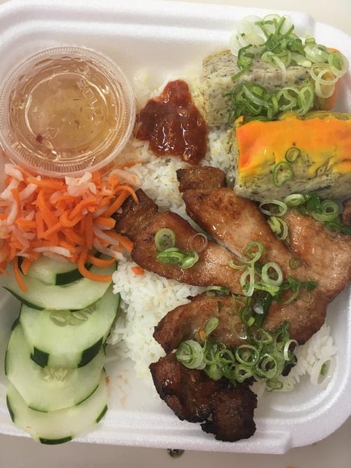 Banh Mi Saigon by null