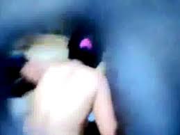 Ngintip mandi tante semok yang ada bekas operasi caesar di perutnya jpg x Ngintip tante mandi