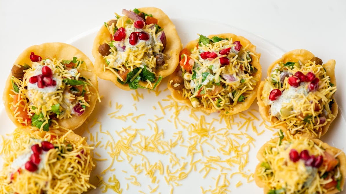Chaat Bhavan Express by null