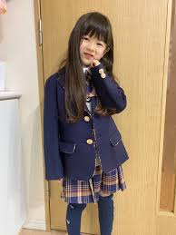 女子小学生　タイツ| / X