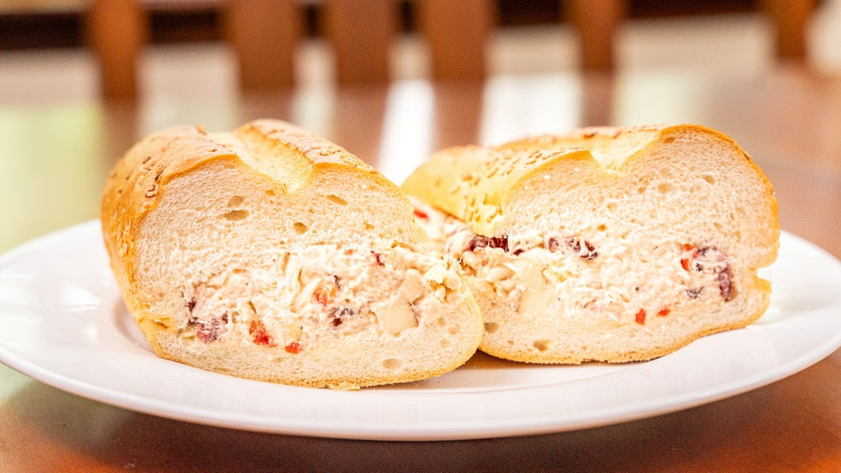 Rocky's Millwood Deli by null