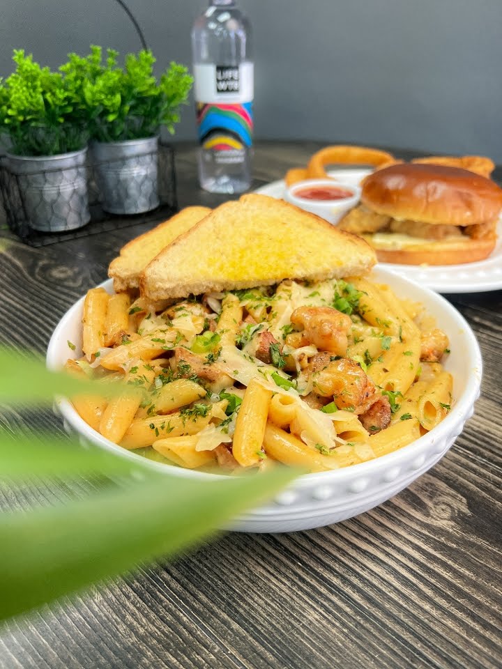 Creole Kitchen and Daiquiris by null