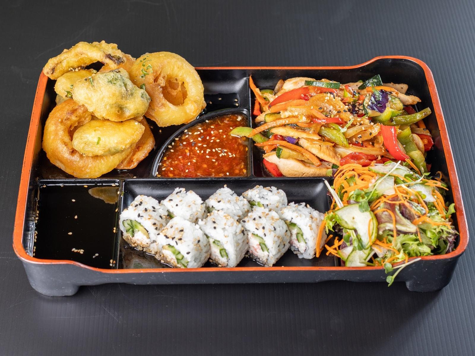 Yellowfinn Grill & Sushi Bar by null