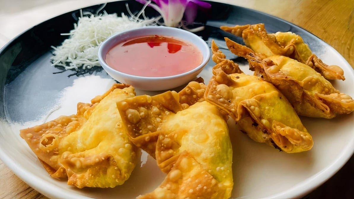 La mai Thai kitchen by null