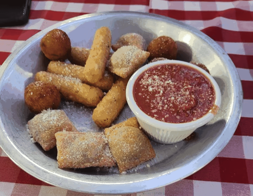 Monte Bello Pizzeria by null