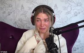 Eaftggaaaa ywaec jpg x Twitch girl