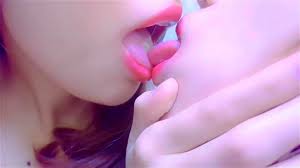 Asian girls kissing jpg x Asian girls kissing