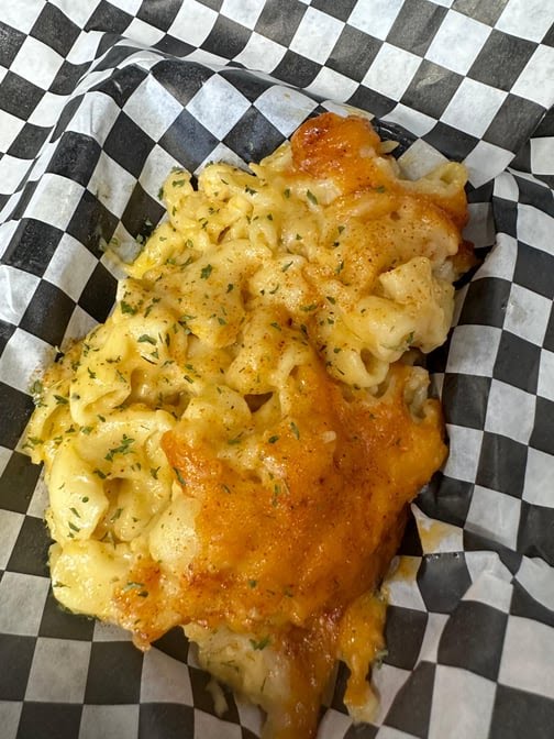 COMMUNITY Kitchen + Taproom by null