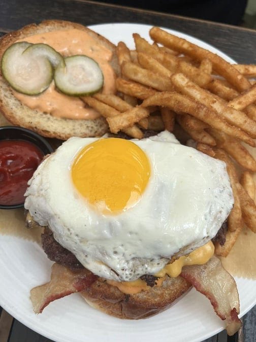 Grails Miami - Restaurant & Sports Bar by null