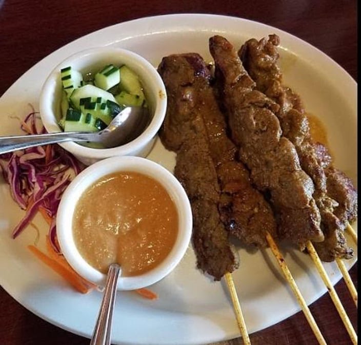 Mom Can Cook Thai Kitchen by null