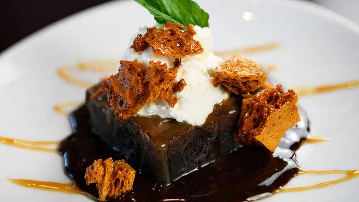 Fleming’s Prime Steakhouse & Wine Bar by null