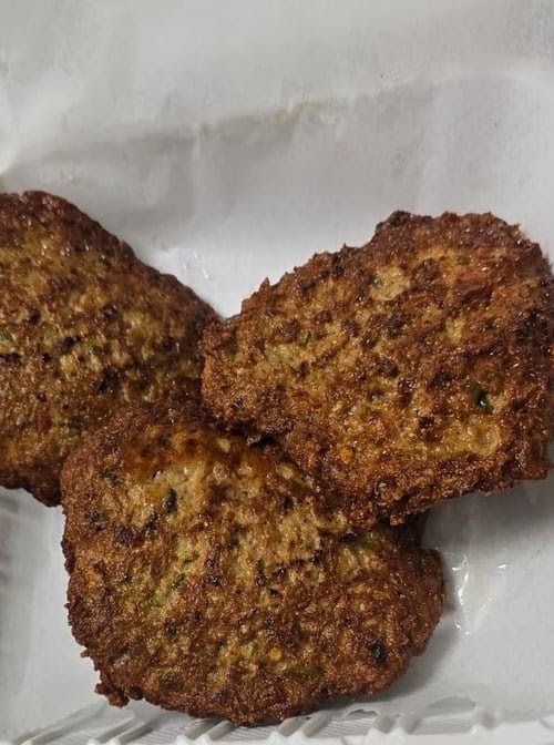 Delish Grill by null