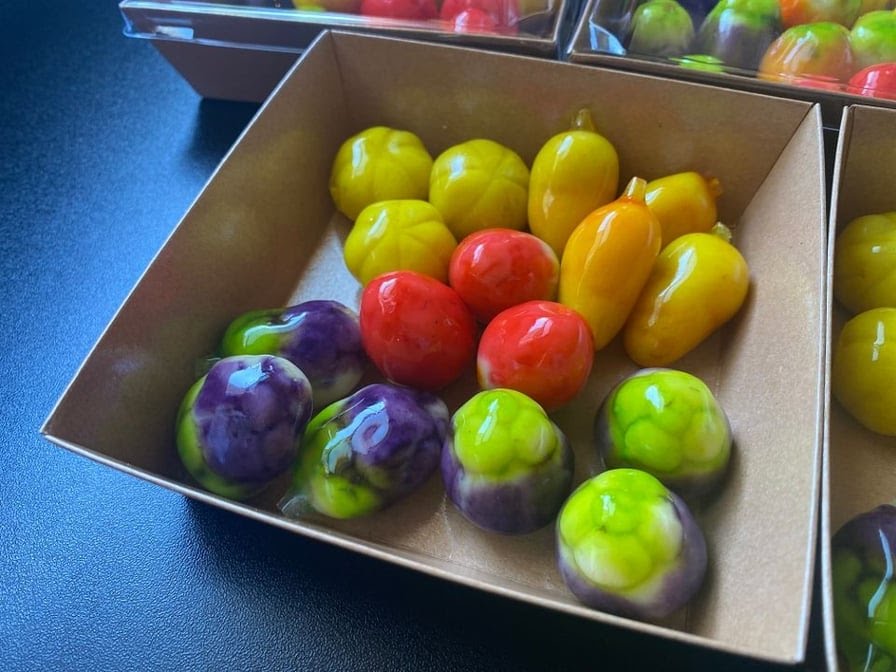 Rose La Moon Thai Food & Desserts by null