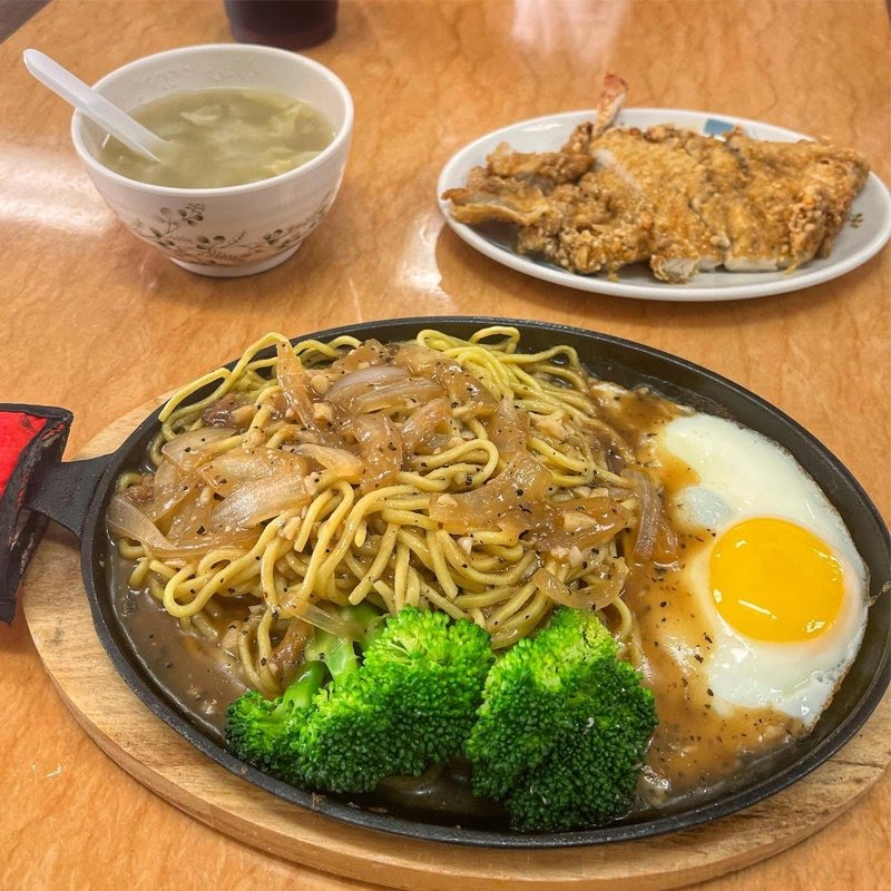 Tainan Bistro by null