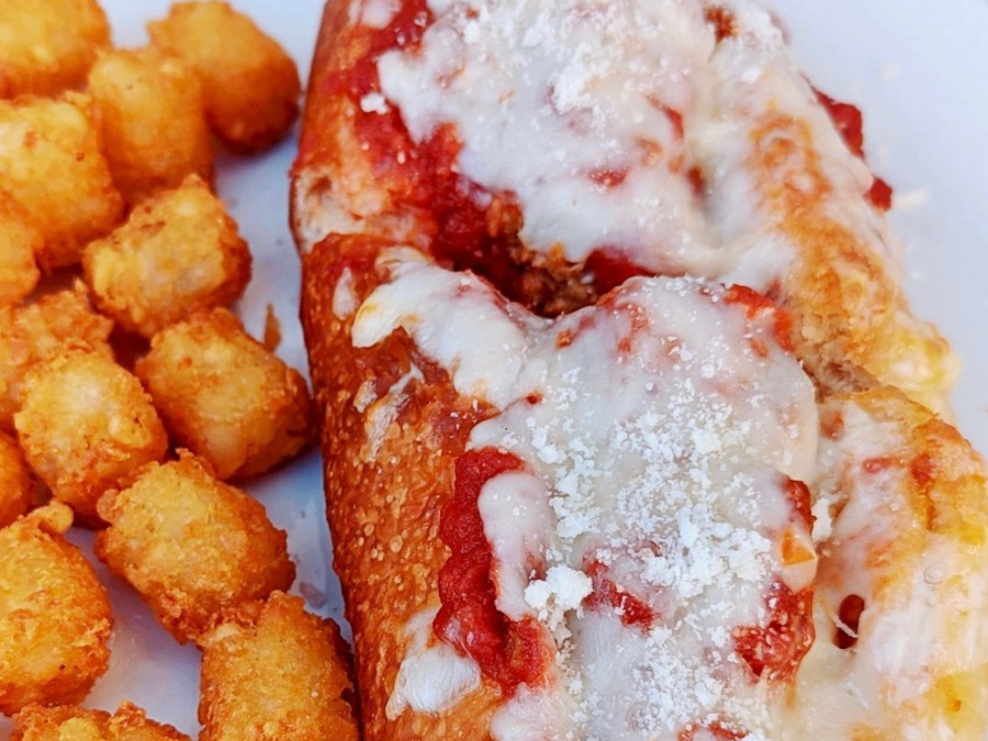 MTH Pizza by null