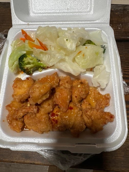 Uncle Chien's Chinese and Thai Restaurant by null