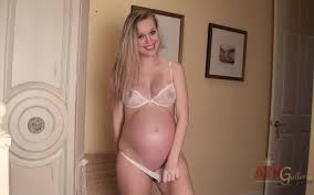 Phdsztwtbb jpg x Sexy preggo