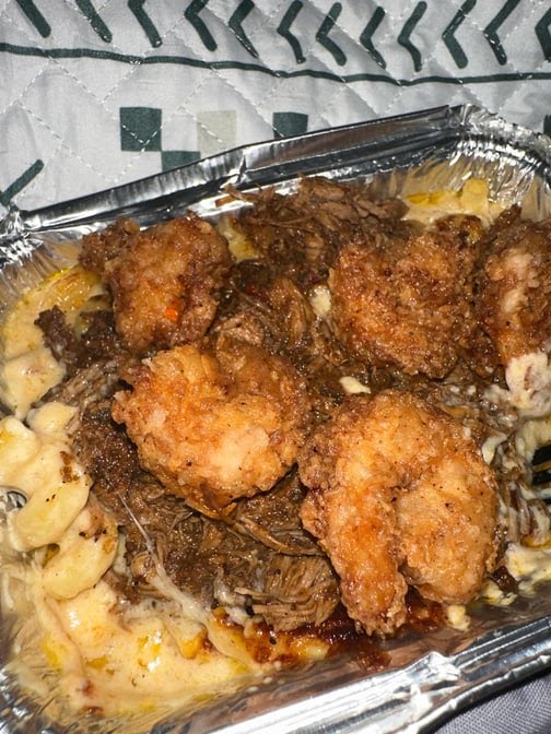 Mactory Gourmet Mac N Cheese by null