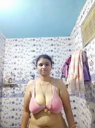 Delisious big boob indian aunty jpg x Indian aunty big boobs