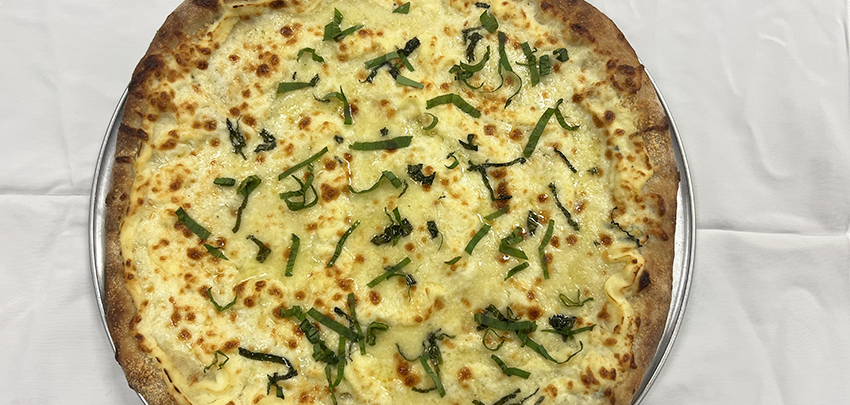 Regina Pizzeria by null