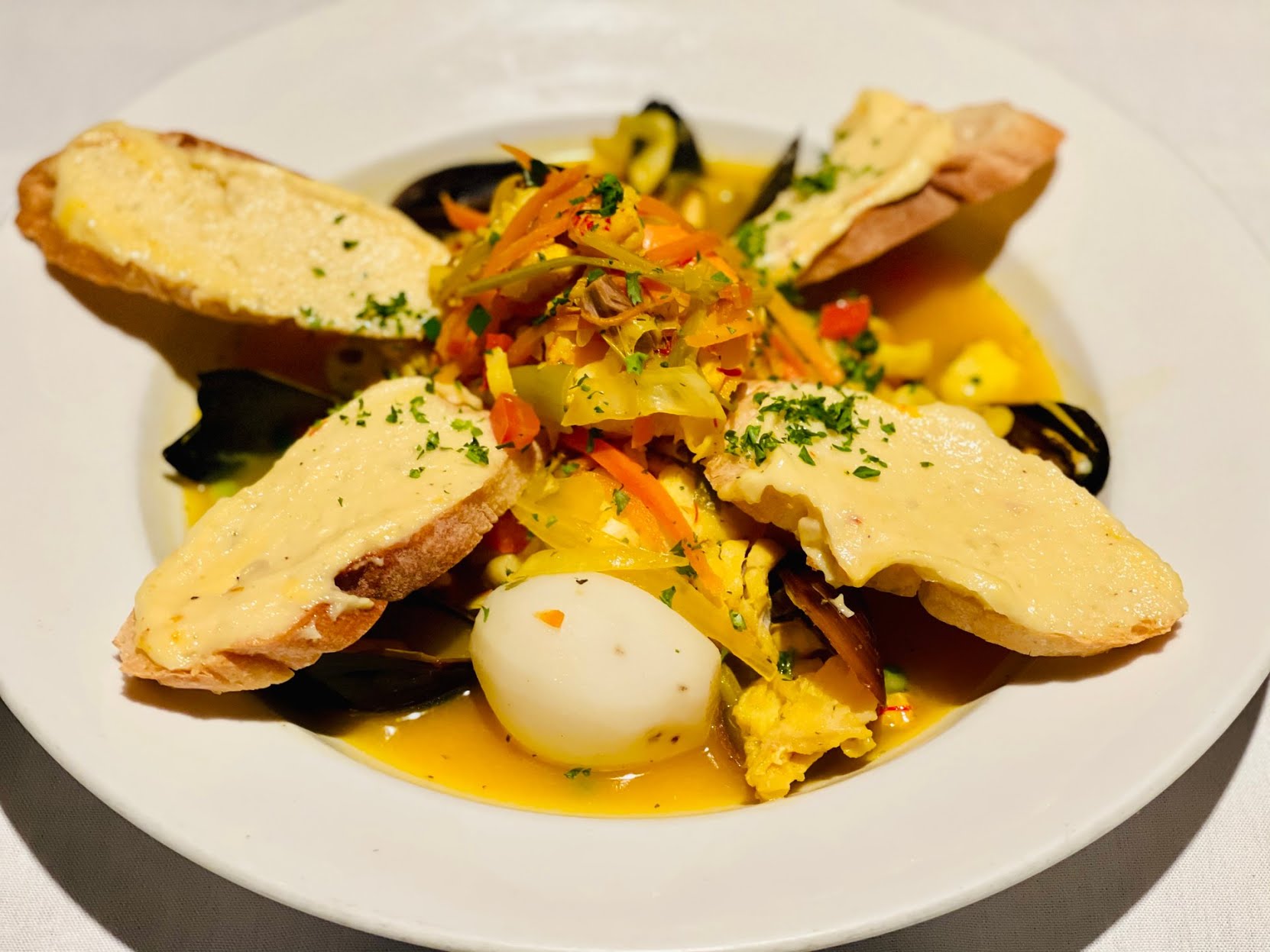 Lavendou Bistro Provincial by null