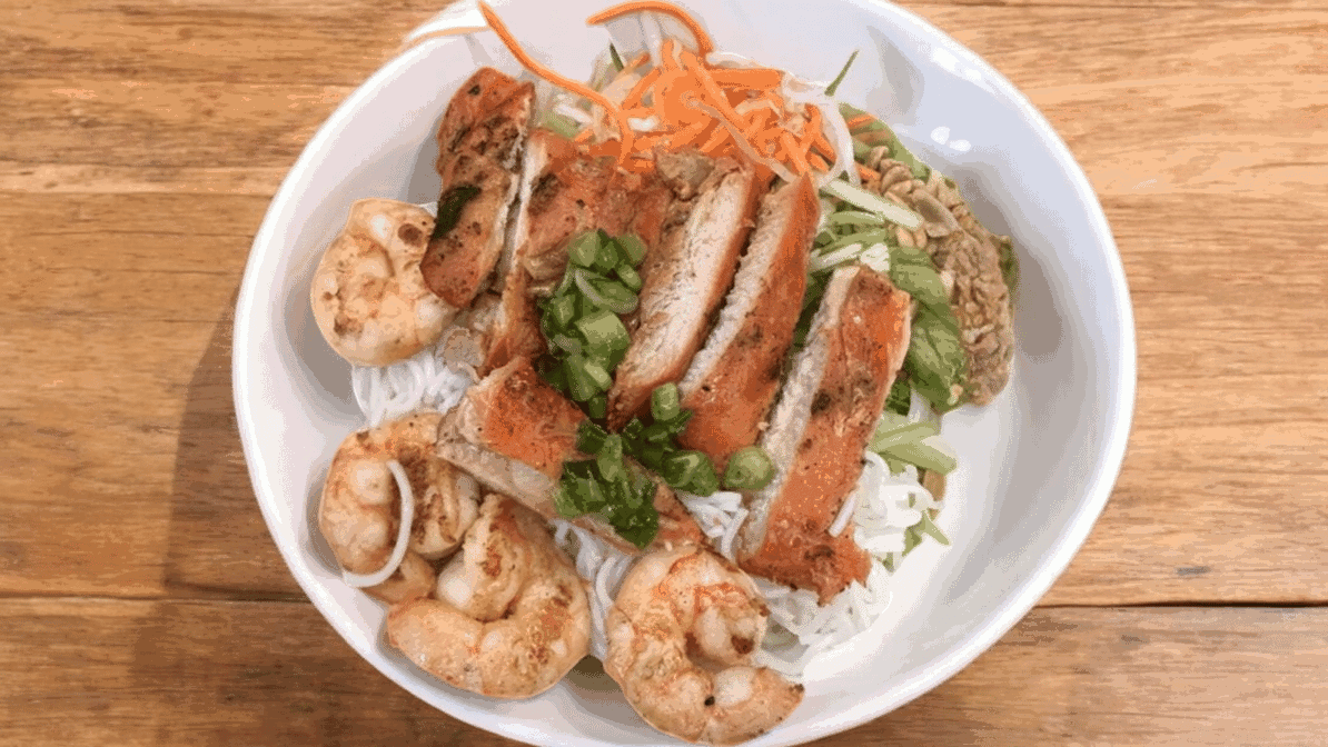 Phở Time - Vietnamese Fusion by null