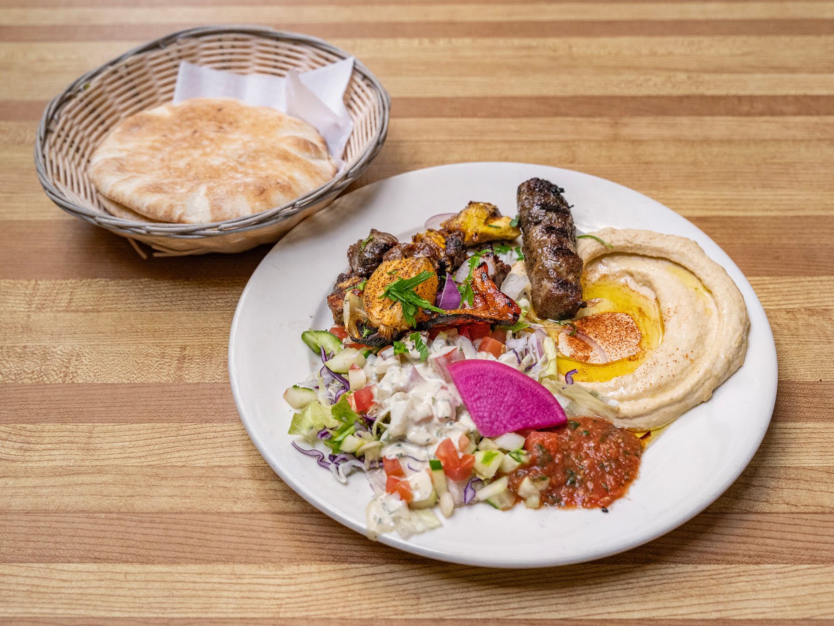 Alyan's Middle Eastern & Mediterranean Restaurant by null