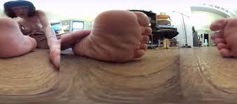 Dominatrix tiny client giantess jpg x Giantess vr