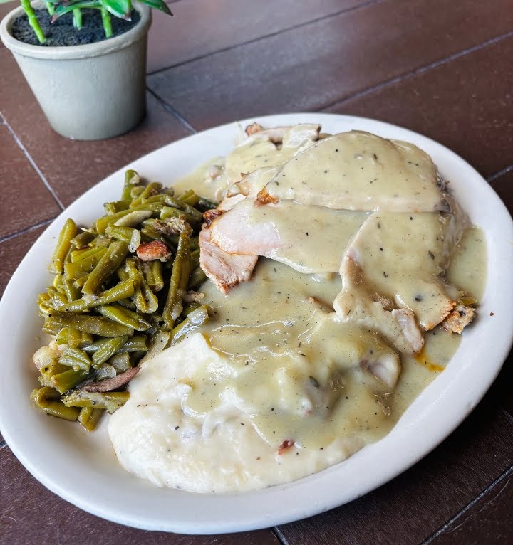 Chuck's Southern Comforts Cafe by null