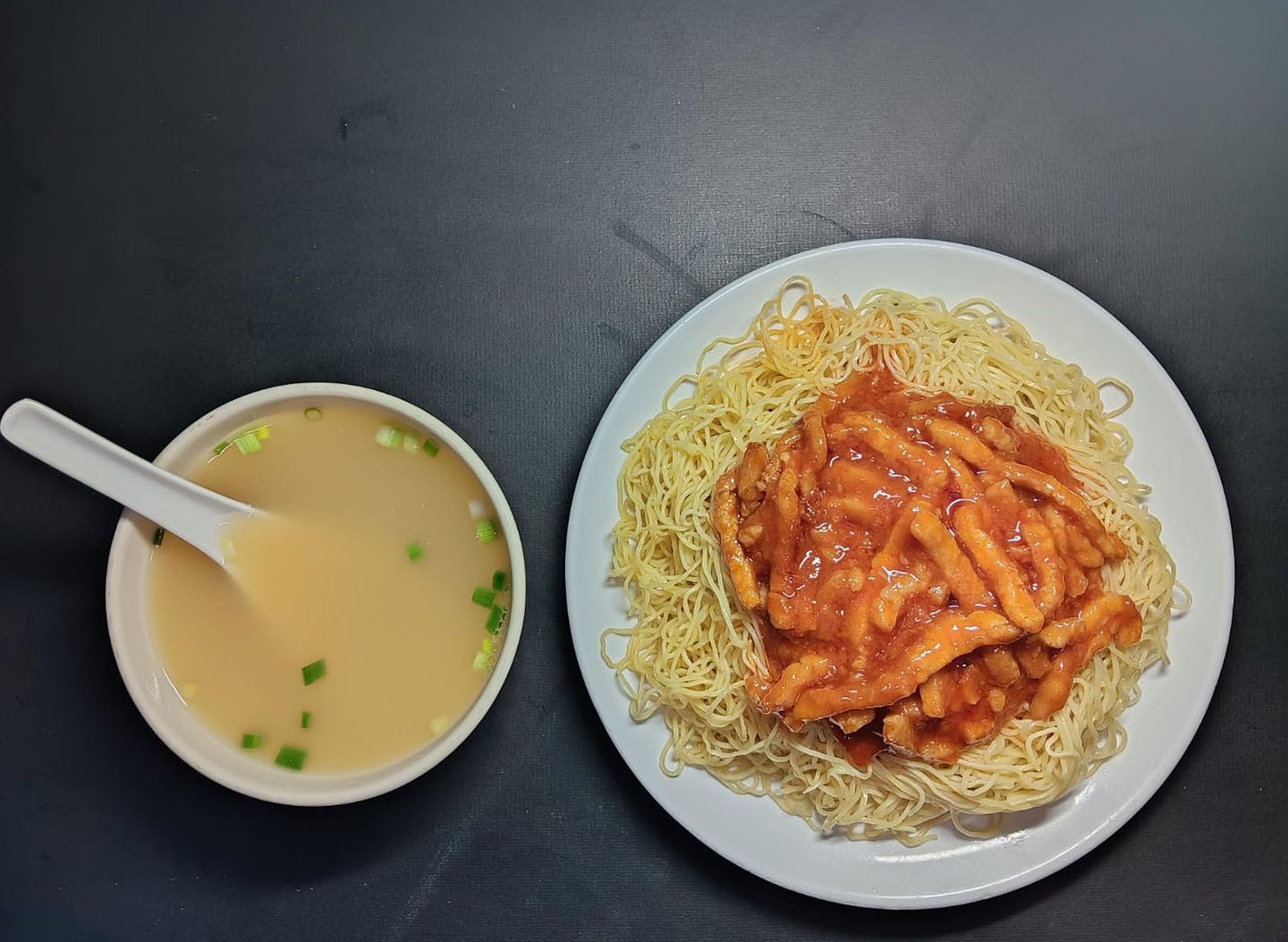 Ho To Tai Noodle Shop by null