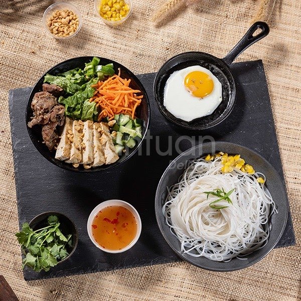 Sizzle & Crunch Vietnamese Grill - Bellevue by null