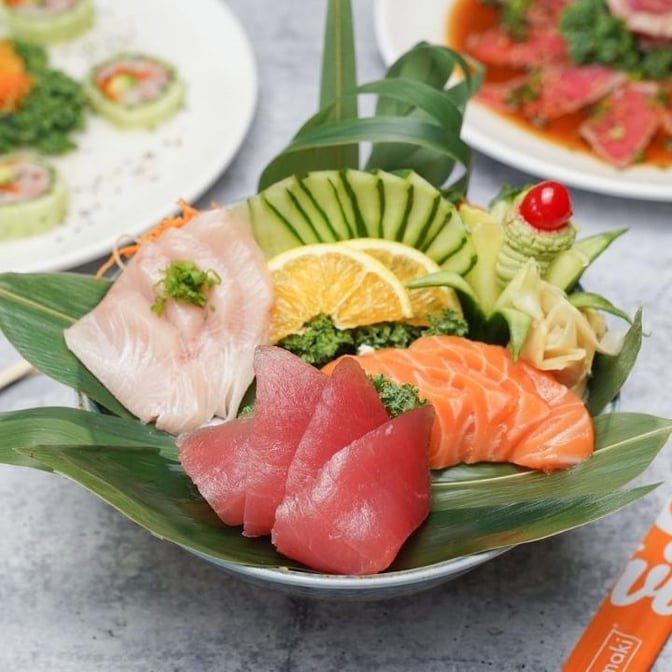 Sushi Maki - Kendall by null