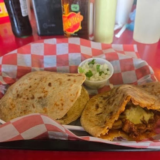 Gorditas Don Elver by null