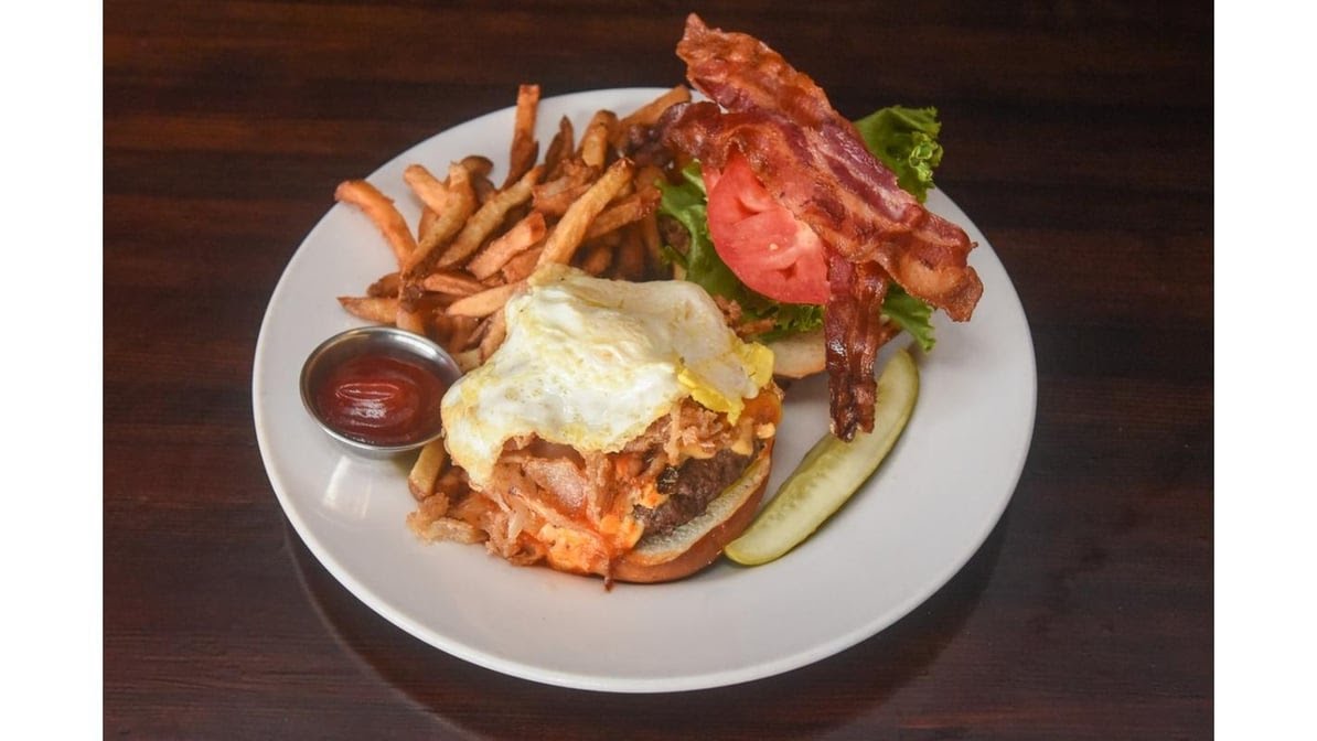 Redmond's Bar & Grill by null