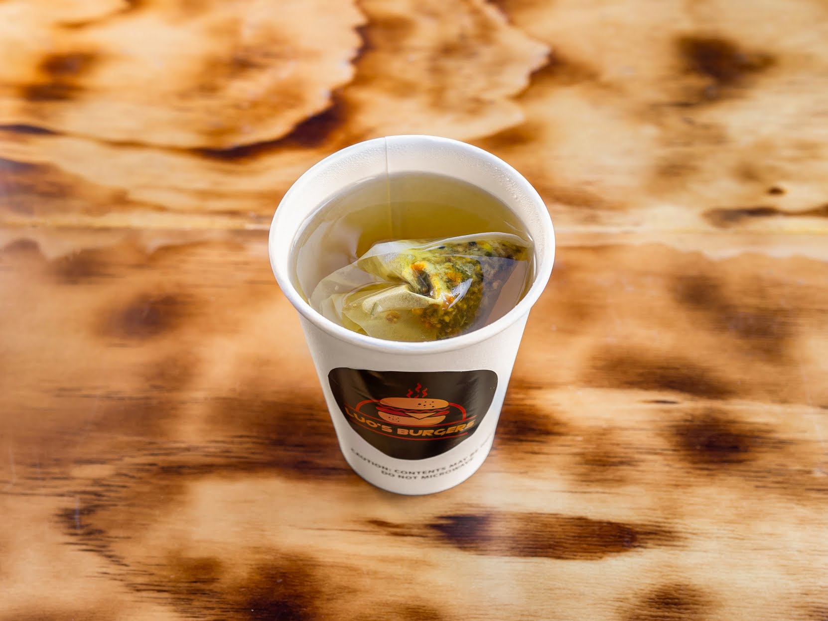 Luo’s Burgers by null