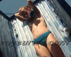 Beach cabin voyeur jpg x Beach cabin voyeur