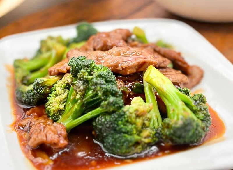 Lilli and Loo by null