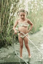 preteen nude little girls|1500+ Tween Girls Pictures | Download Free Images on Unsplash