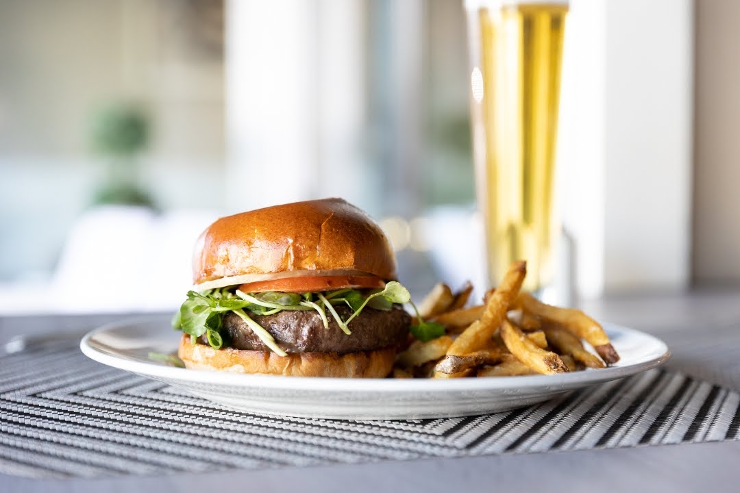 Five Bays Bistro by null